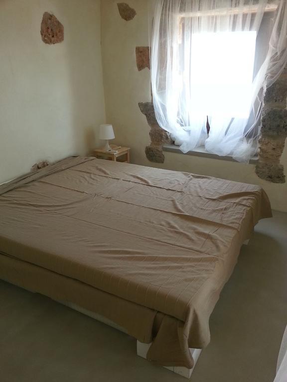 La Torre Di Merlino Patù Quarto foto